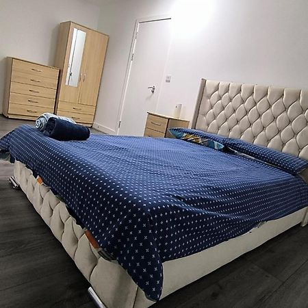 Spacious Full Home - Perfect For Families & Groups Oldbury  Εξωτερικό φωτογραφία